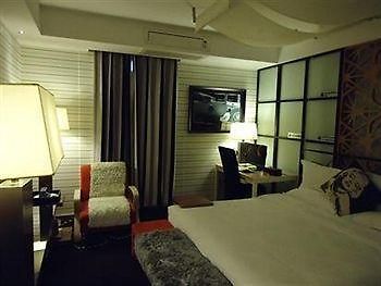 Zhengzhou Yujia Hotel Cultural Road Luaran gambar